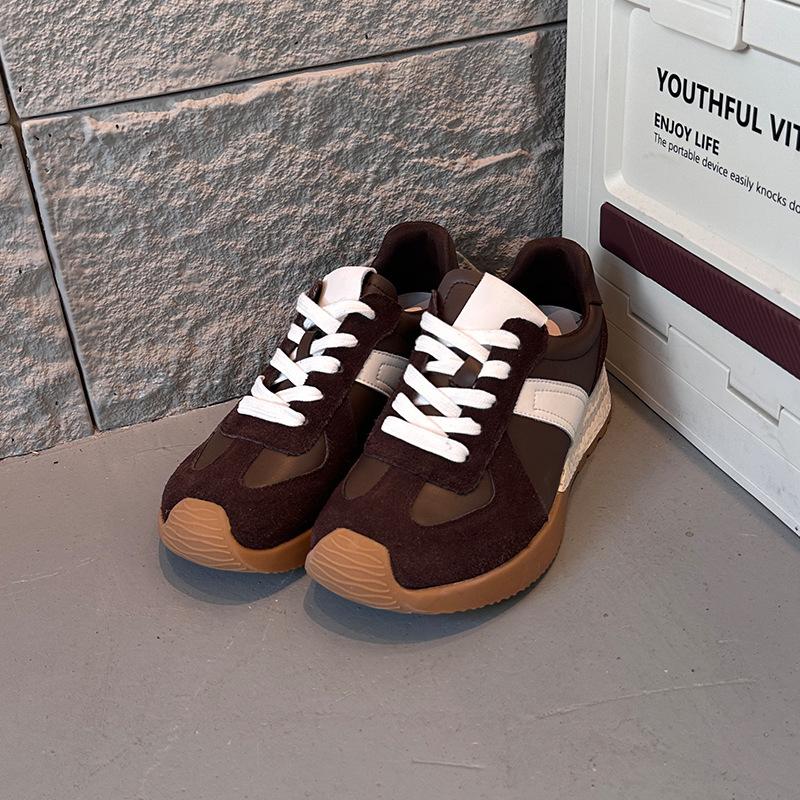 Leder Deutsche Trainingsschuhe Damenschuhe Herbst neue dicksohlige erhöhende Schuhe Damen vielseitige Sport-Dad-Schuhe Damen lässige Damenschuhe