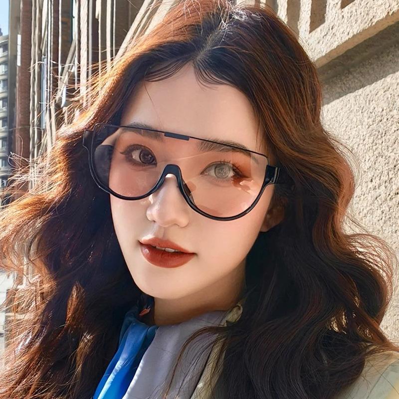 Korean Style Sunglasses for Men Fashion Trendy Anti-reflective Sun Glasses Women Outdoor Mountaineering Female Sun Glass