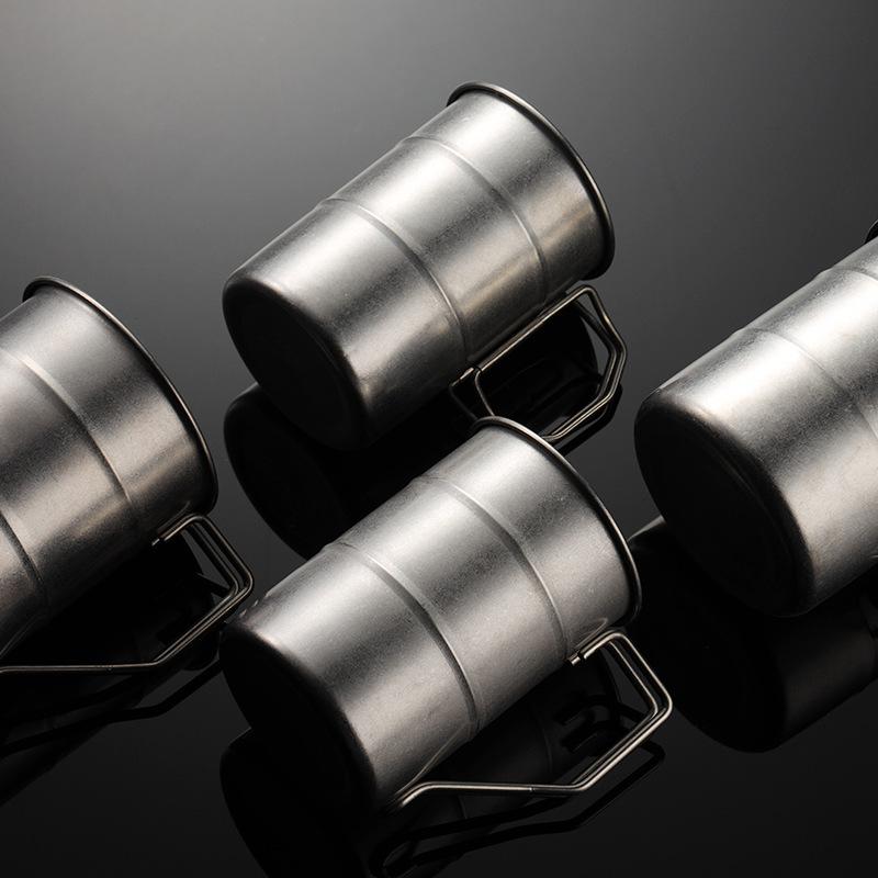 304 nerezová ocel kreativní modelování ústní hrnek ve tvaru olejového sudu venkovní kempingový pohár na vodu skládací rukojeť retro imitace titanu jídlo