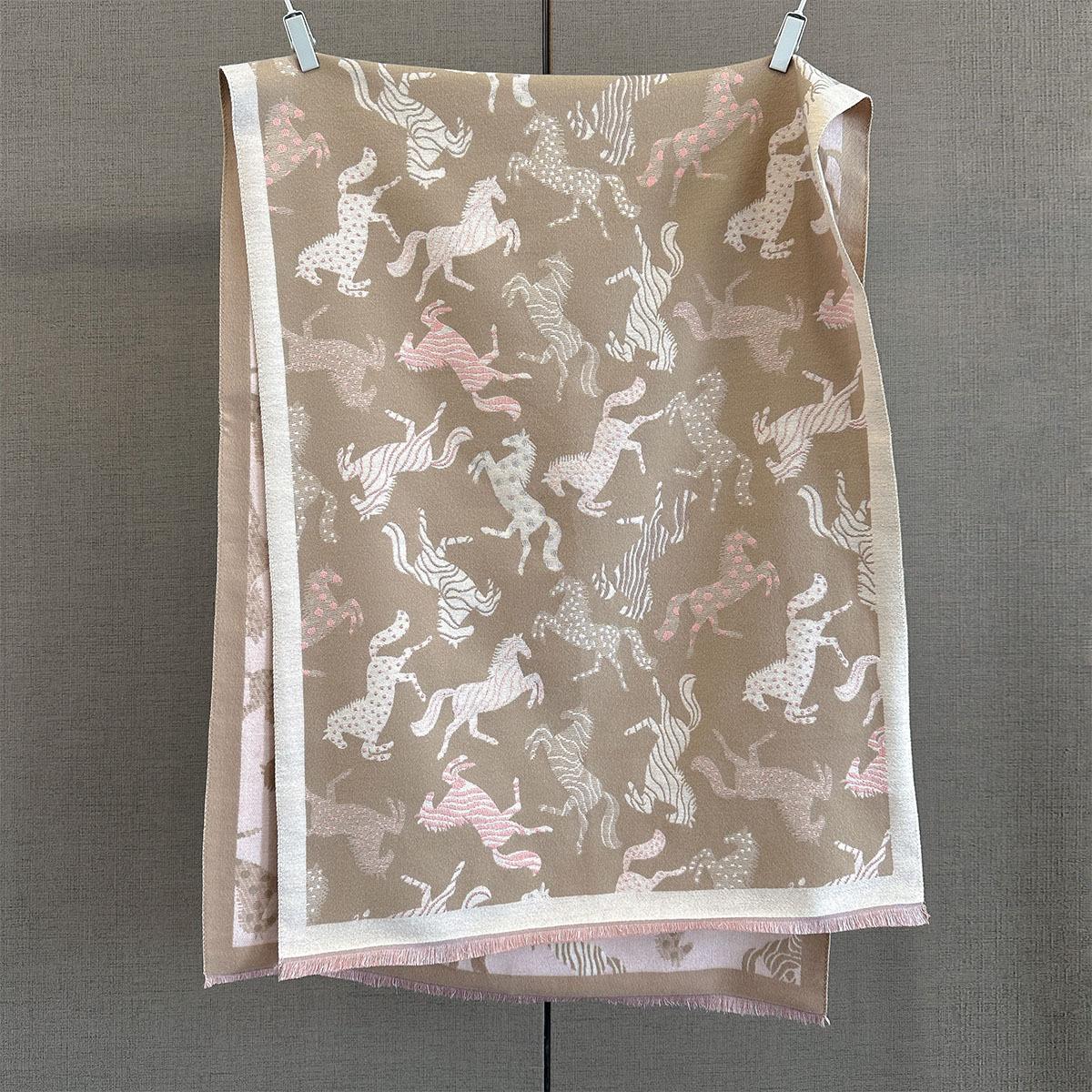 

Женский толстый теплый платок с принтом маленьких лошадок, зимний кашемировый шарф, роскошный качественный палантин, новый кисточный эшарп-одеяло, пашмина 185x65cm