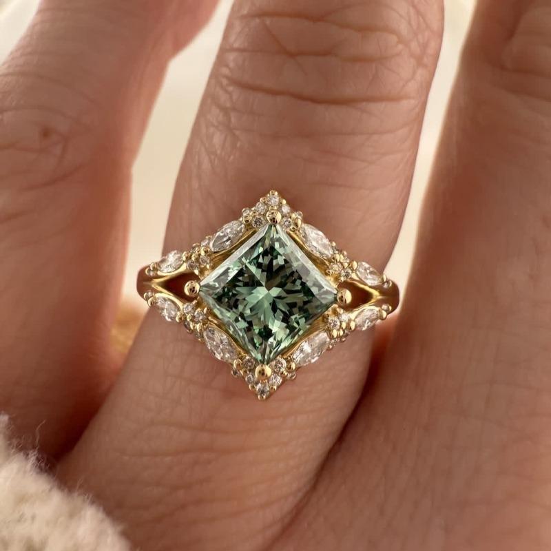 European and American new able square emerald zircon inlaid luxury personalized women's ring