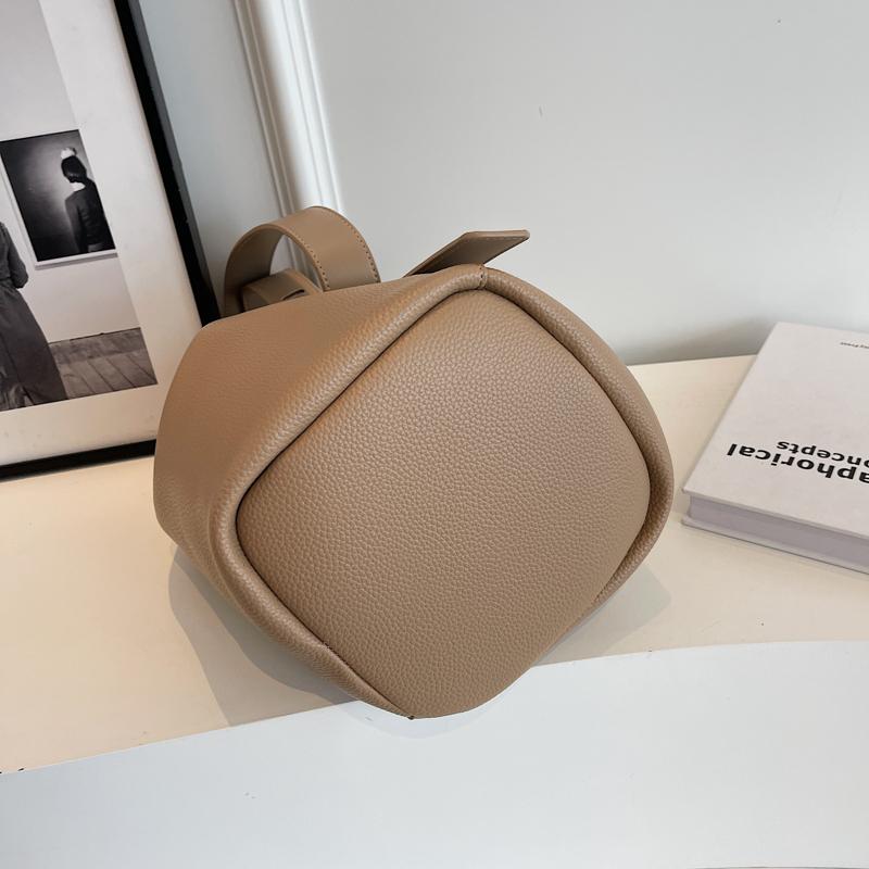 LEFTSIDE Retro Small Solid Color Leather Shoulder Bags for Women 2023 Designer Korean Fashion Female Handbags Underarm Bag
