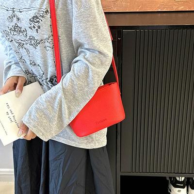 Sommerlicht und beliebte einfarbige lässige vielseitige Schulter-Eimer-Tasche einfache Trend-Mode Umhängetasche Damentasche