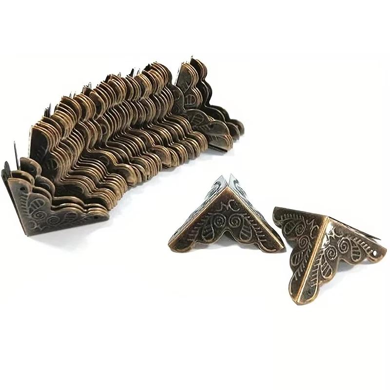 12 ks Rohových držáků Bronzové Trojúhelníkové Vyřezávané Rohový chránič pro skříně Dekorace pro domácí nábytek Dřevěná krabička Ochranný držák hran