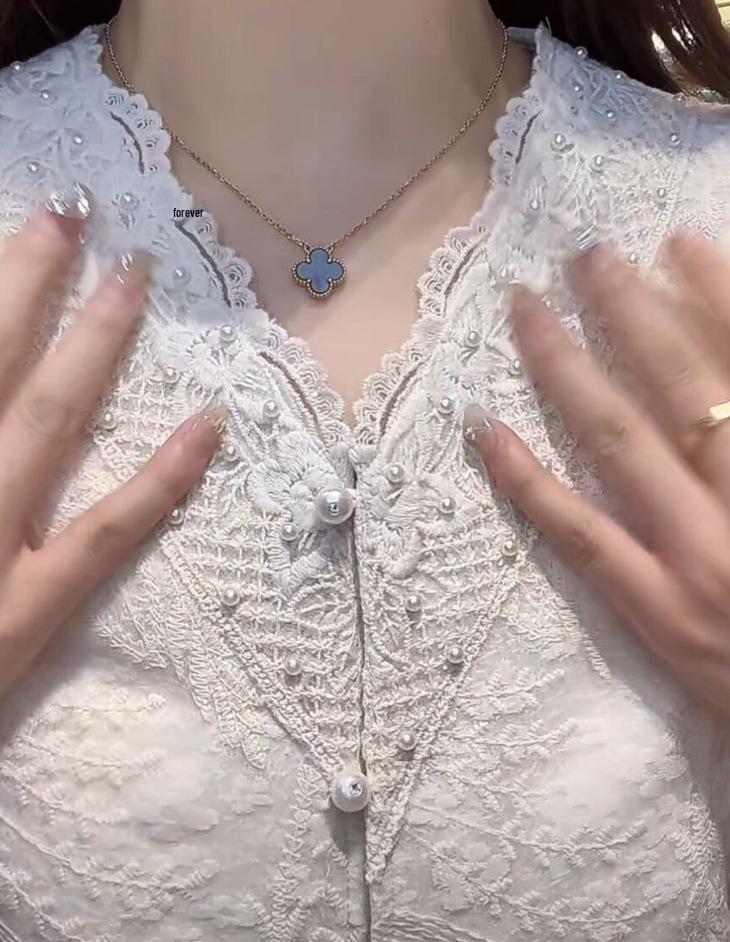 Spring 2025 French Style V-Neck Lace Top - Slimming, Age-Reducing, Gentle Innerwear.