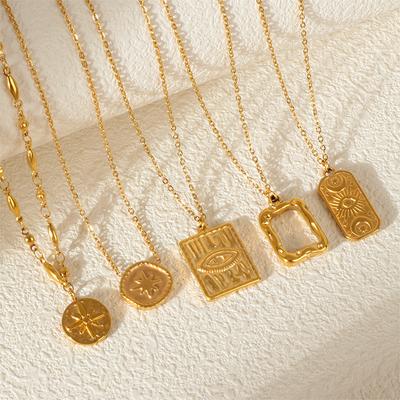 Romantic Versatile Necklace Three-dimensional Relief Collarbone Chain Demon Eyes Square Pendant