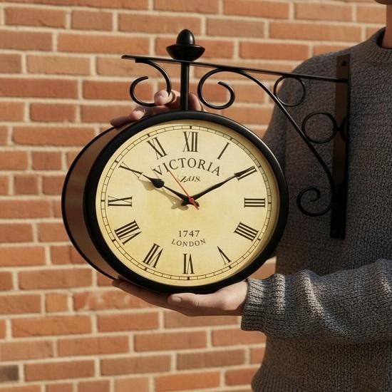 Orologio Bicolore Stile Victoria London Railway Decorazione Murale Industriale Rustica Regalo