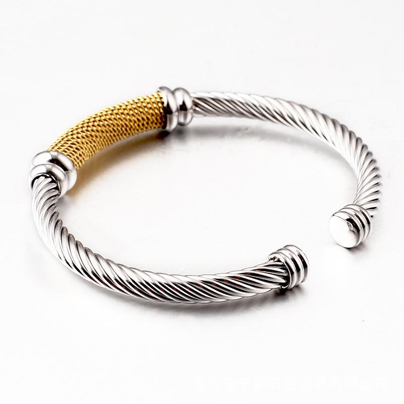 Unisex Titanium Steel C-Shaped Cable Rope Bracelet with Geometric Lines