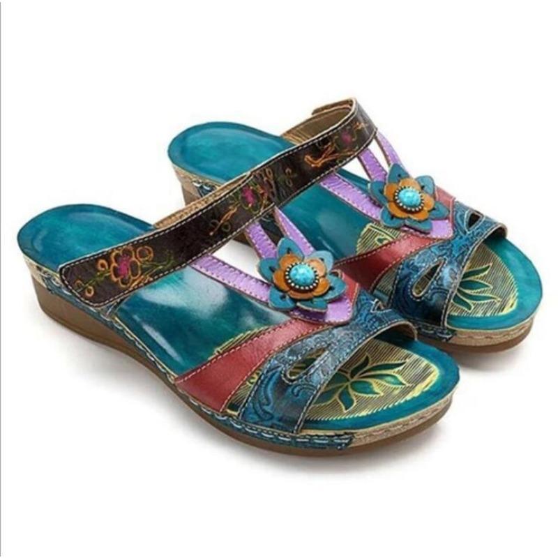 Shoes women's summer and autumn new sandals women's large size slippers