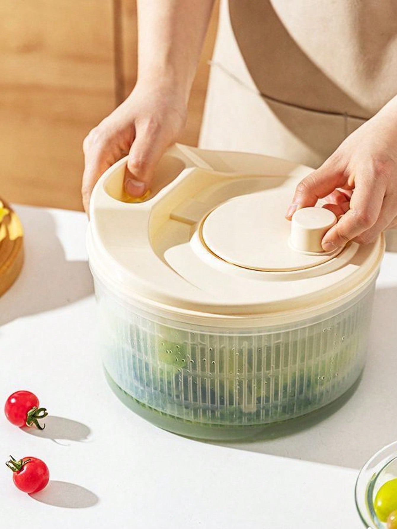 

Lettuce Drain Basket Multifunctional Household Manual Vegetable Dehydrator and Salad Spinner with Fruit Home Kitchen Gadgets