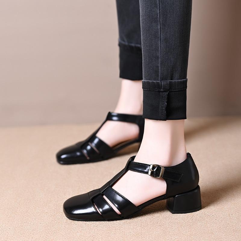Comfortable Closed-toe Shoes, Women's Retro Hollowed-out Shoes, One-strap Versatile Chunk-heeled Sandals