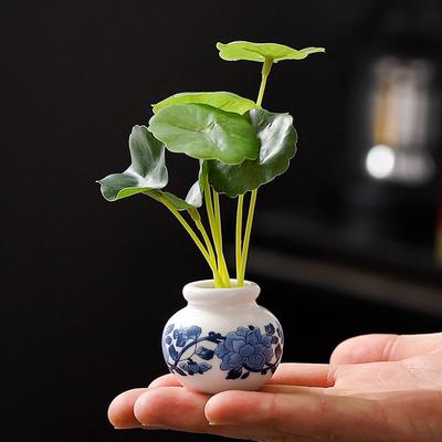 1PC Super Small Vase Desktop Decoration Mini Vase Chinese Style Blue and White Small Jar Creative 4.5x4cm