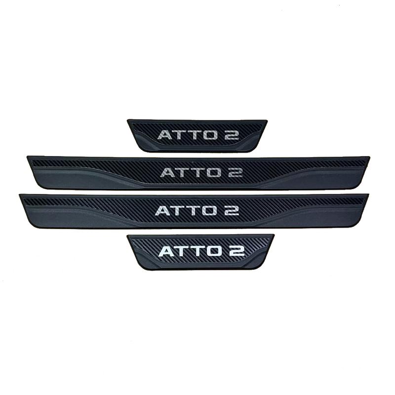 Per BYD ATTO 2 2025 2026 Copri Soglia Porta Protezione Accessori Auto Styling Pedale Soglia Auto Adesivi Interni