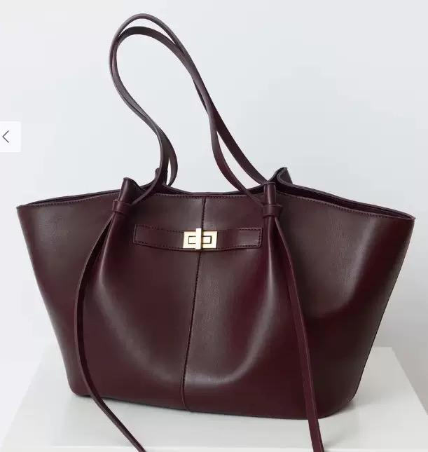Fashion Large Capacity Trapeze Women Shoulder Bags Designer Metal Lock Handbags High-Quality Pu Leather Big Tote Commute Bag