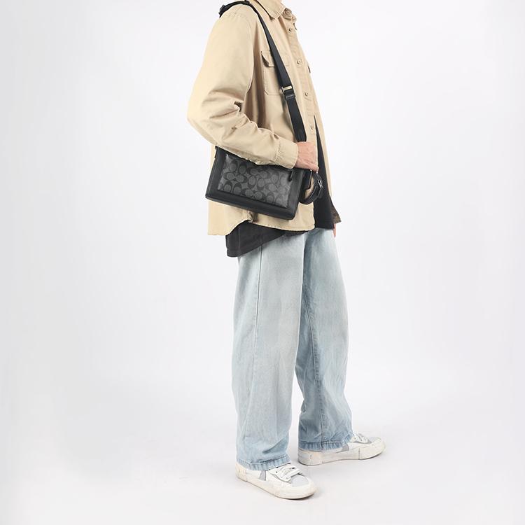 Coach Holden 25 Monogram Print Logo Embossed Pendant Color Block Coated Canvas And Leather Shoulder Crossbody Bag Medium Men bags C5598-QBPHT
