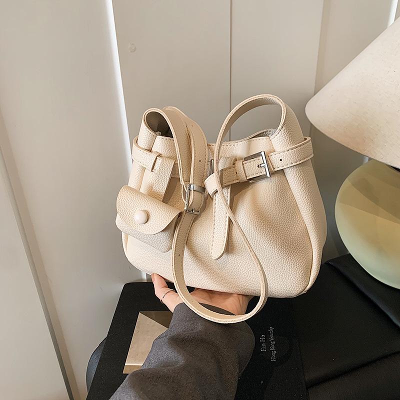 

Трендовая летняя сумка-ведро женская 2025 новая повседневная сумка-мессенджер универсальная модная подмышечная сумка-шоппер