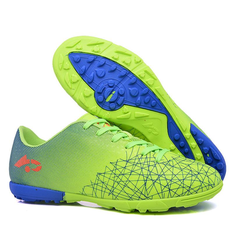 Football Shoes with Broken Nails and Long Nails for Competition Training for Children and Teenagers