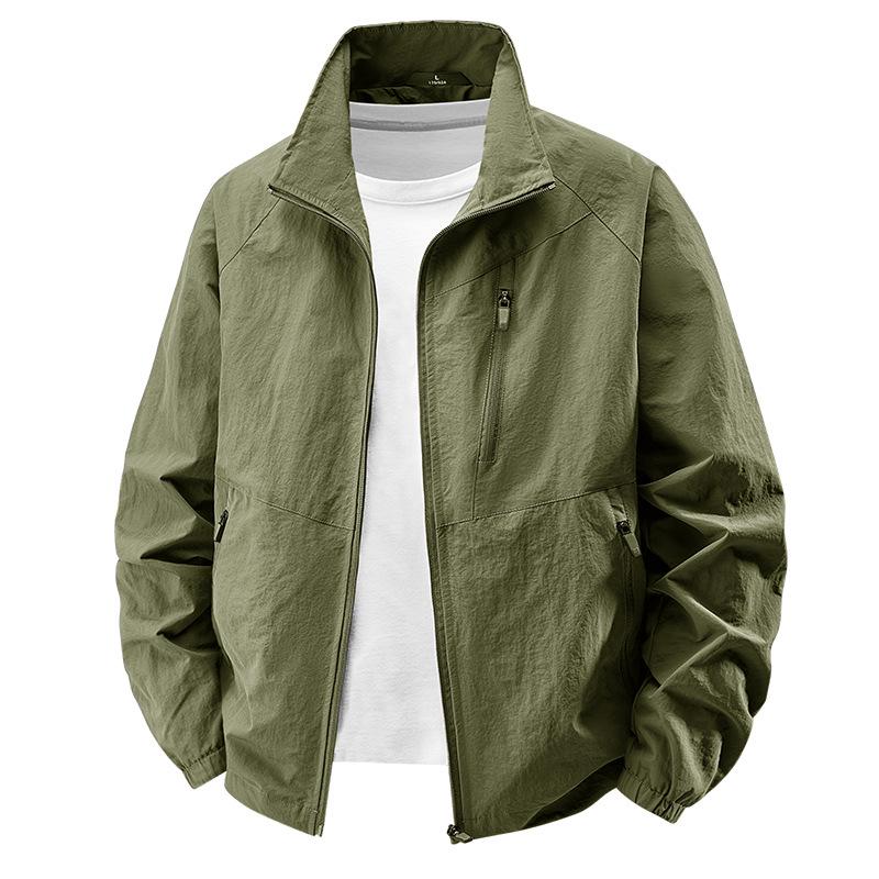 Men's Cross-Season Casual Outdoor Jacket - Versatile Loose Fit for Spring and Autumn Sports or Mountaineering.