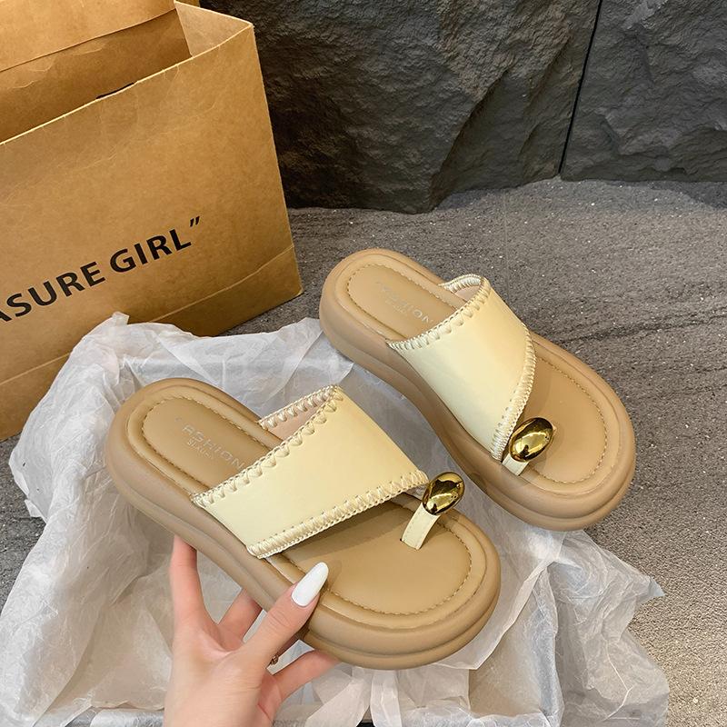 New summer pearl cool slippers wear versatile muffin thick bottom cover toe women s beach shoes 35 золотой 2429₽