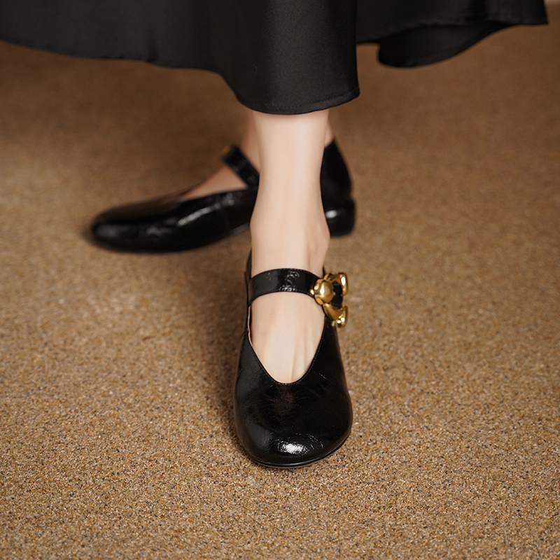 Krazing Pot Sheepskin Fashion Summer Spring Autumn Med Heels Metal Buckle Women  European Design Round Toe Pumps