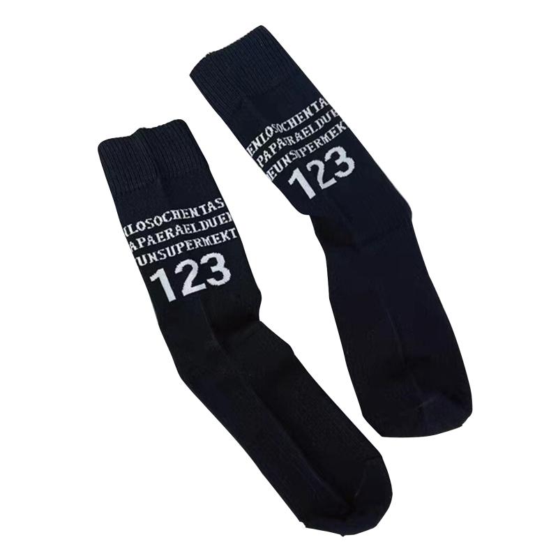 Fashion Womens Numbers Letters Printed Cotton Socks Harajuku Black White Hip Hop Skateboard Ribbed Middle Tube Hosiery 1