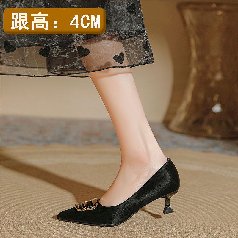 High Heels Women's Thin Heels Sexy 2025 New Spring and Autumn French Small Heels Red Wedding Shoes Middle Heel Pointed Single Shoes