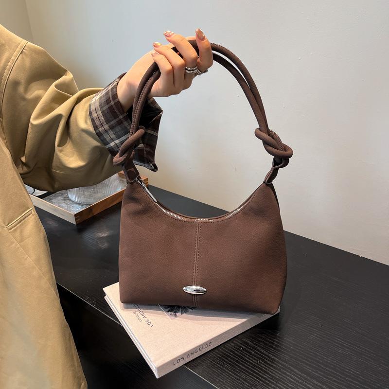 High-end niche bag women's autumn and winter retro 2025 new fashion shoulder messenger bag popular portable dumpling bag