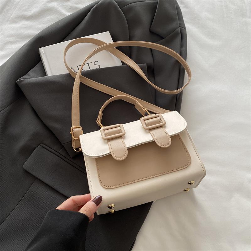 

New fashion messenger bag winter niche design shoulder bag women s texture portable small square bag