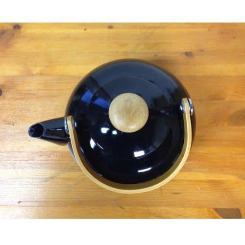Maekawa Metal Industry Co., Ltd. Miyabi Enamel Kettle, 2.0L, Black