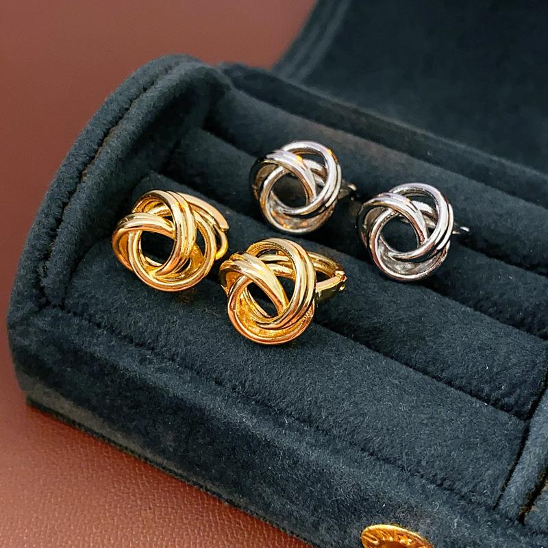 Fashion Geometric Hoop Earrings for Women Hollow Geometric Earrings Buckle Fashionable Daily Wear Party Banquet Jewelry Gifts