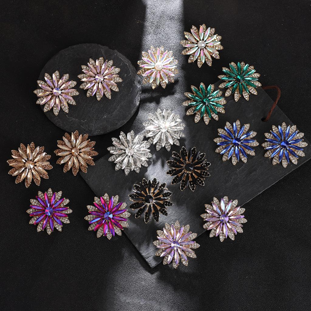Luxury Rhinestone Flower Earrings Fashionable Exaggerated Studs Niche Design Elegant Party Jewelry For Women