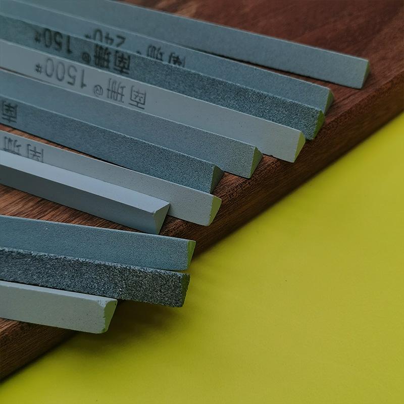 Triangle Oil Stone for Sharpening Knives Kit, Fine Grinding Diamond Oilstone Strip, Knife Stone, 145*10*8mm