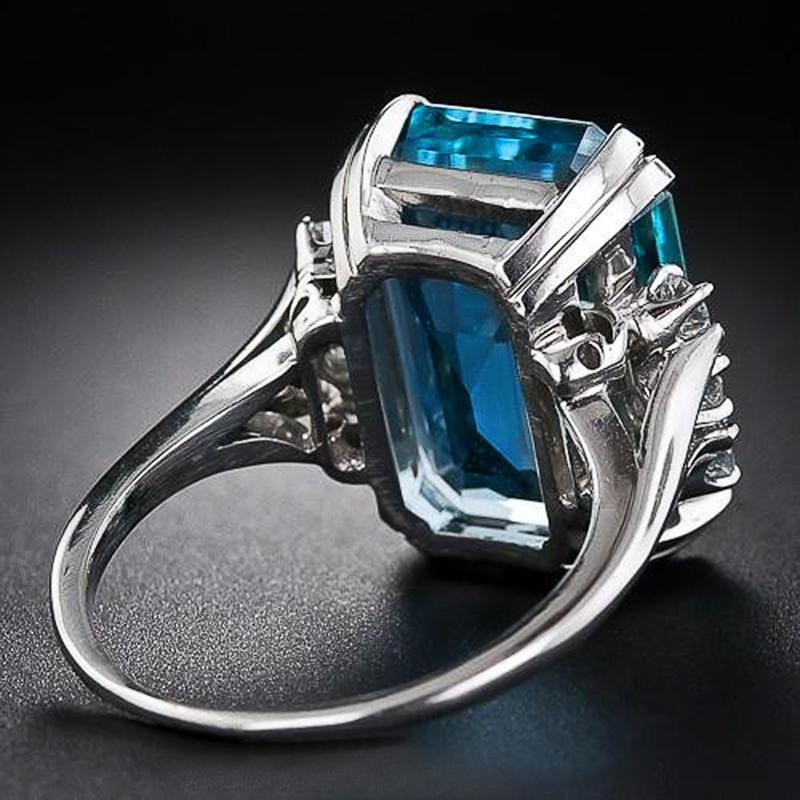 New Gorgeous Big Sky Blue Stone Women Ring Romantic Anniversary Gift Elegant Lady Dance Party Accessories Ring Trendy Jewelry