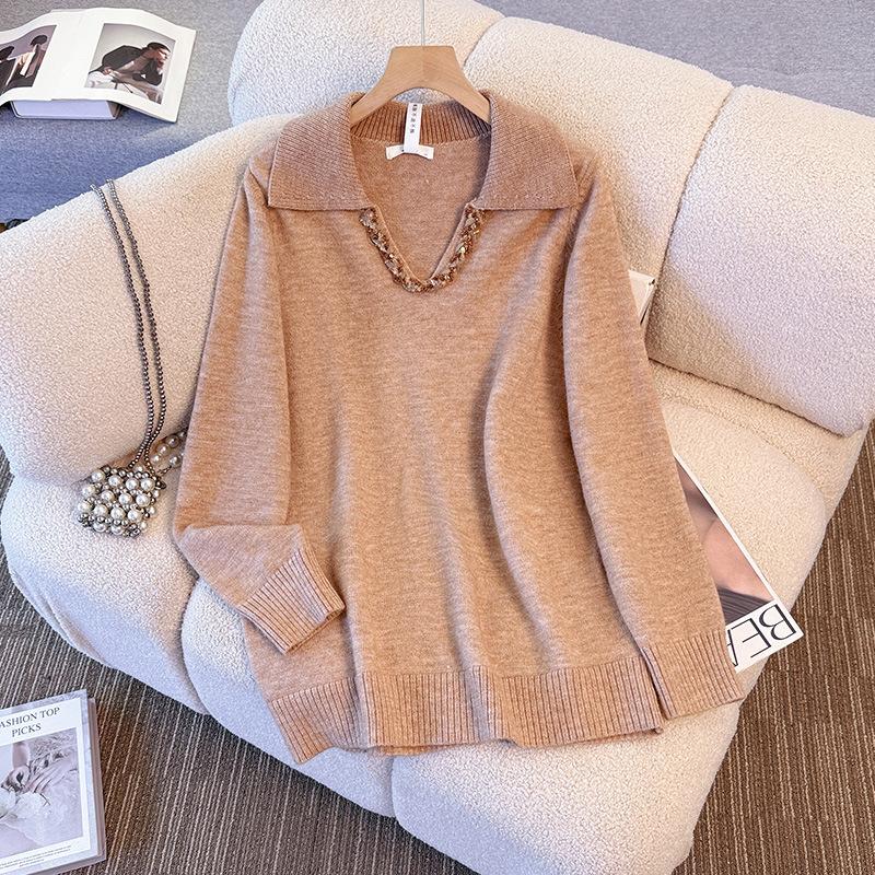 Plus-size Women's Winter New High-end Style Front V-neck Sequined Base Knitted Top
