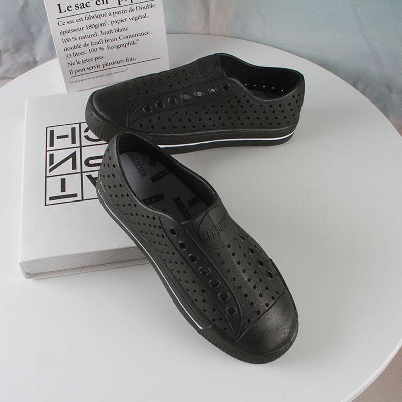Yuzhihao Summer Unisex Fashionable Hollowed-Out Rain & Casual Shoes