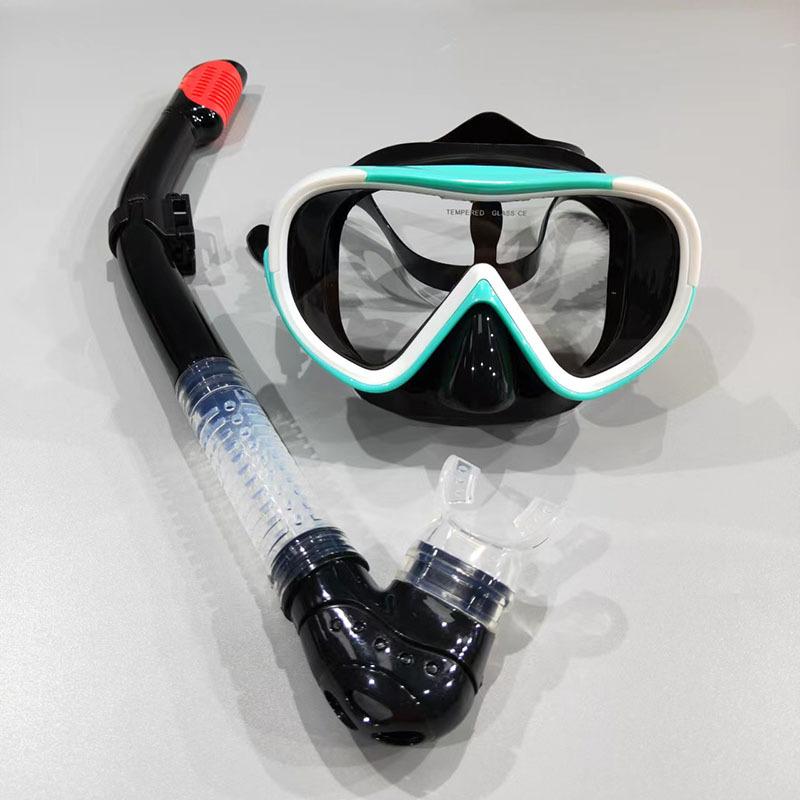 Professional diving goggles