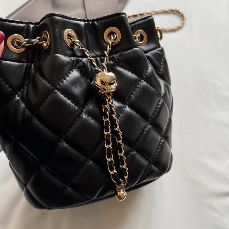 2024 Argyle Chain Crossbody: Luxurious Small Round Bucket Bag for Women