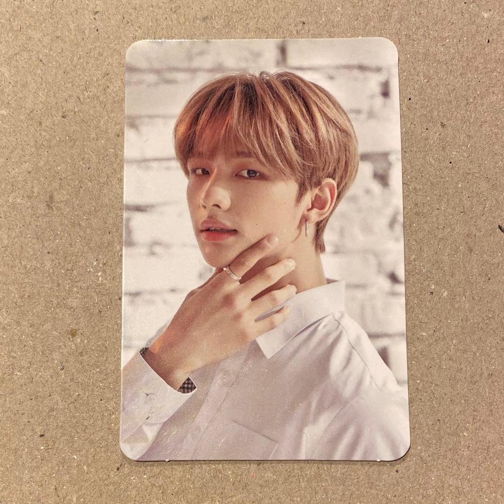 [USED] Stray Kids Hyunjin Trading Card Lucky Box