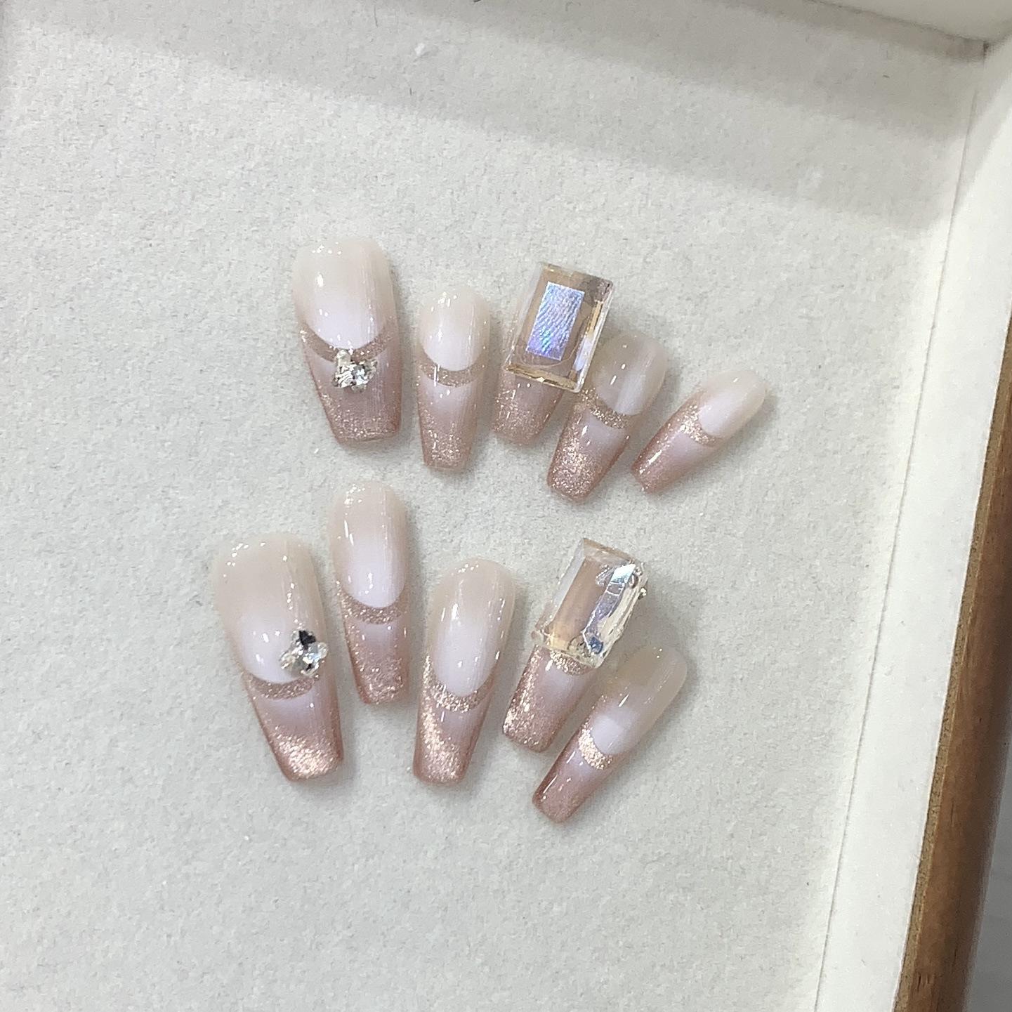 

Французский Красивый Боковой Свет Кошачьи Глаза Камень Конфеты Кошачьи Глаза Палец M