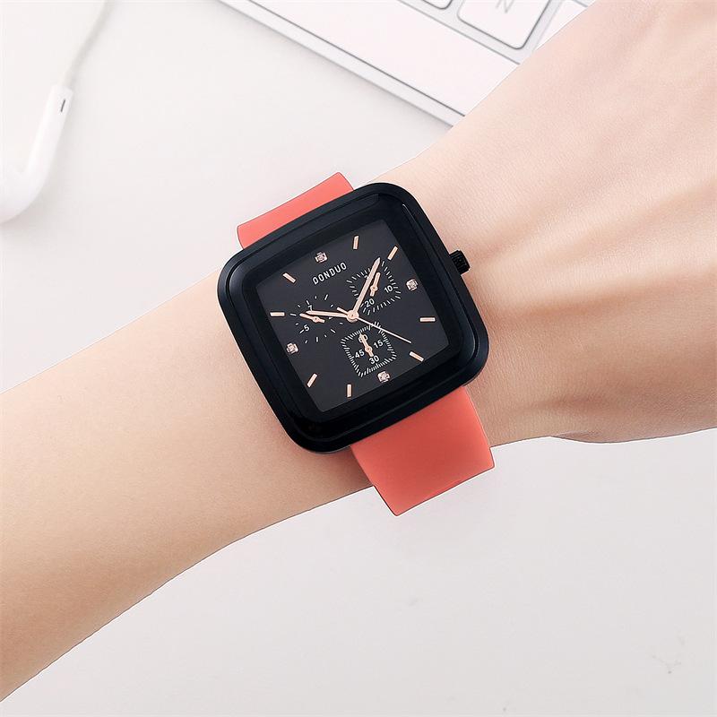 

UTHAI CQ152 Модные женские часы квадратные часы простые деловые водонепроницаемые кварцевые часы элегантные часы подарок