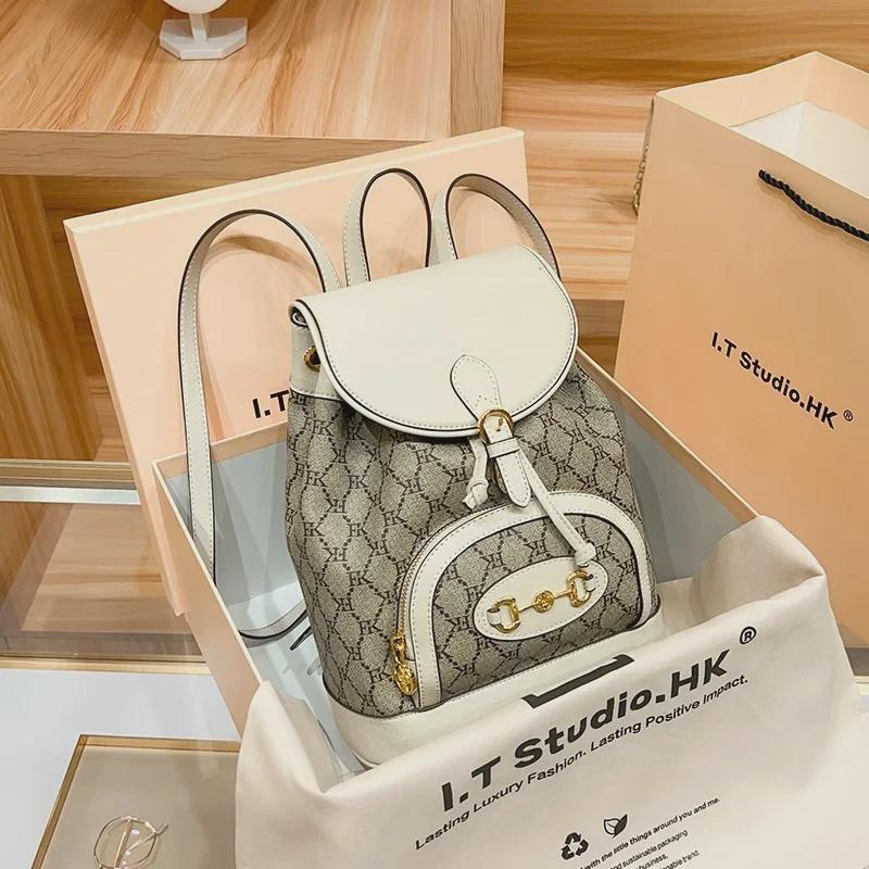 Женский рюкзак из натуральной кожи 2022 Новый модный высококачественный осенне-зимний дорожный и школьный небольшой рюкзак 19 Inch 5324₽