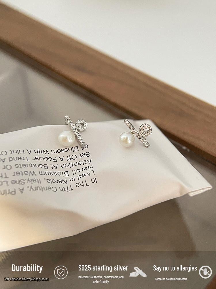 100% Love S925 Sterling Silver Stud Earrings: Niche Design with Shell Pearl & Zirconia.