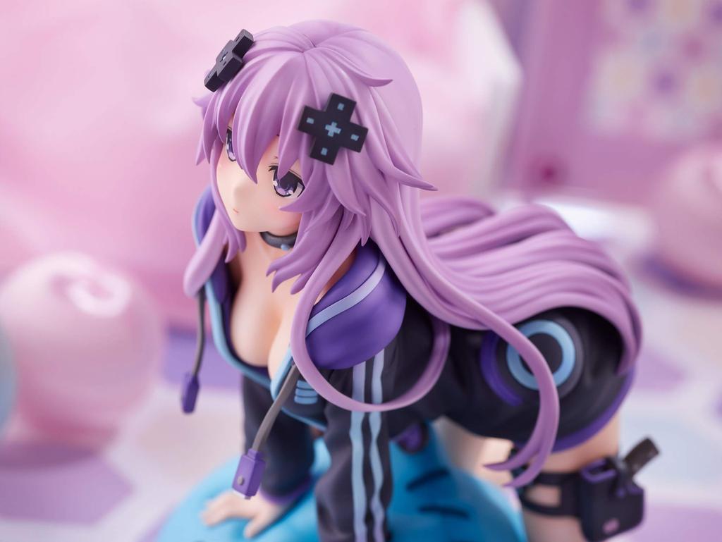 Broccoli Hyperdimension Neptunia "Dimensional Traveler Neptunia" Asleep Ver. 1/8 Scale ABS & ATBC-PVC Painted Figure