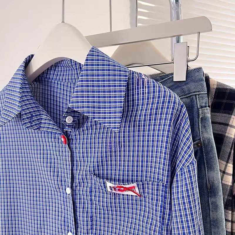 Chic Hong Kong Style Plaid Shirt for Women - Petite, Long-Sleeved, Perfect for Fall/Winter Commutes, Stylish and Versatile.