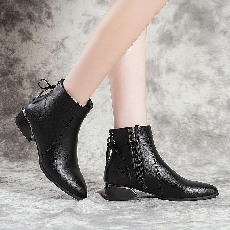 Small short boots women's autumn and winter new thick heel velvet warm comfortable side zipper bow fashion boots