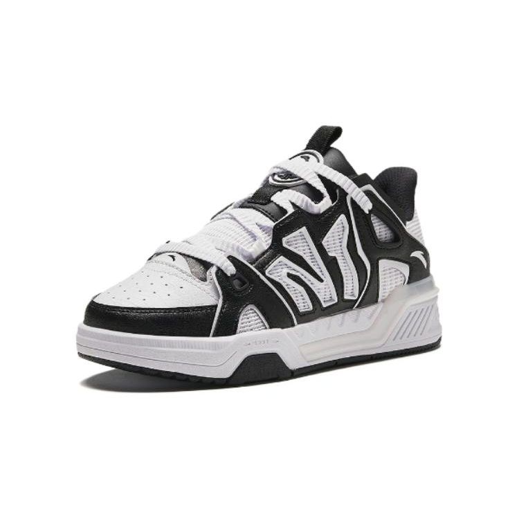 Anta Kids Round Toe Lace-Up Shock Absorbing Wear-Resistant Low-Top Skate Shoes Kids Sneakers Black White 312418005-2