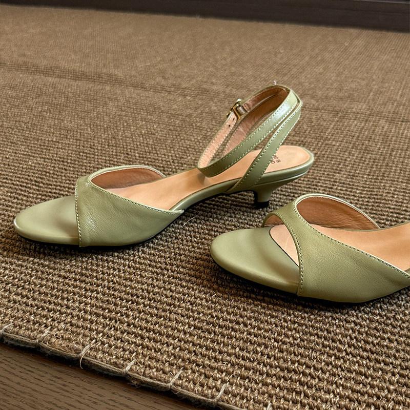 Sandały damskie w stylu retro na obcasie typu kitten heel, Nowe modne buty codzienne, Proste buty wsuwane.