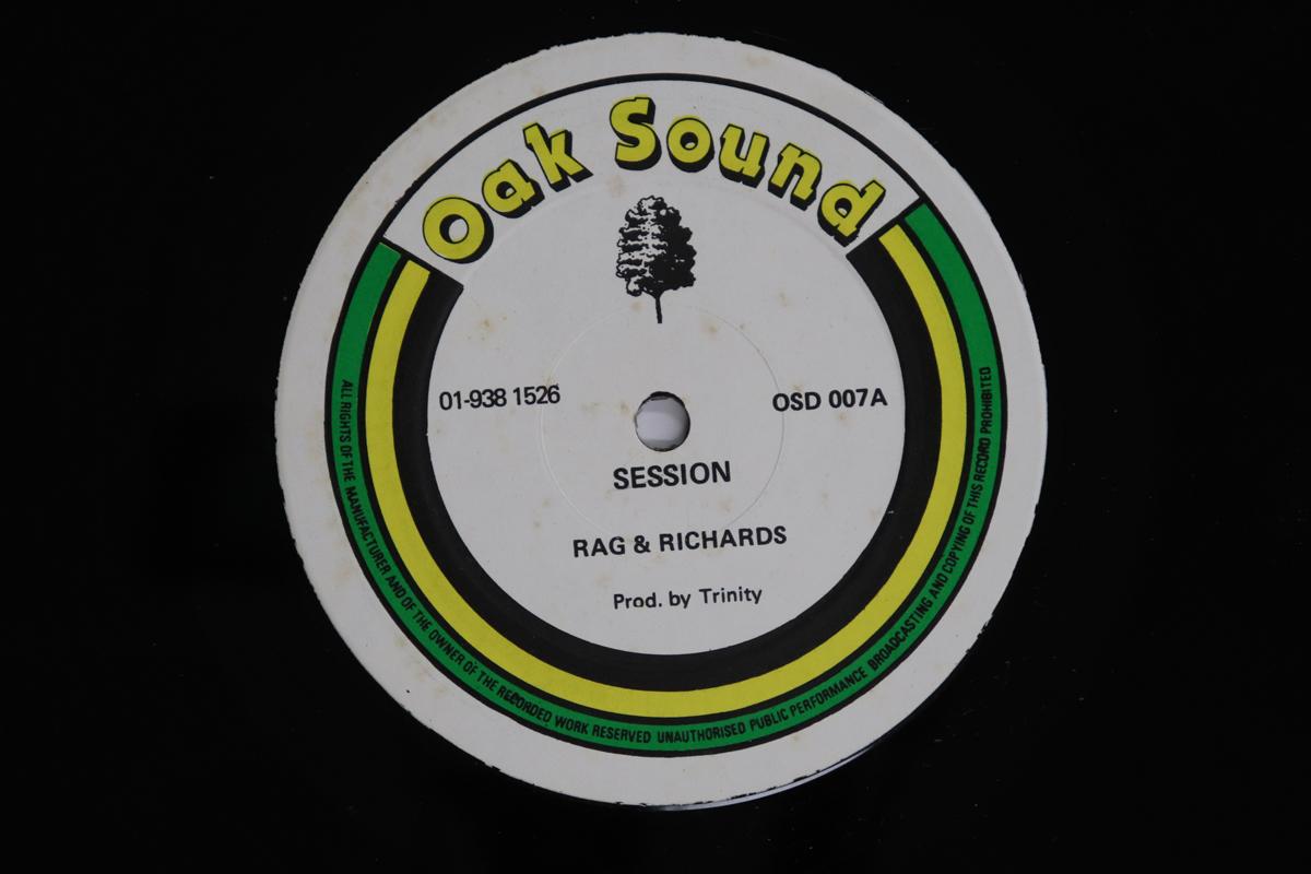 

12-дюймовая пластинка RAG & RICHARDS / EARL SIXTEEN / LIT - Session / Your Loving / Dedicated T OSD007 OAK SOUND 1982 UK Регги, Ска и Даб Б/У