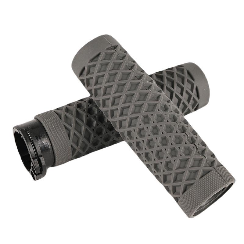 Harley Handlebar Grips for Street Bob, Fat Boy, Fat Bob, Street Glide & Big Glide - Rubber Sleeves for Modified Handlebars.