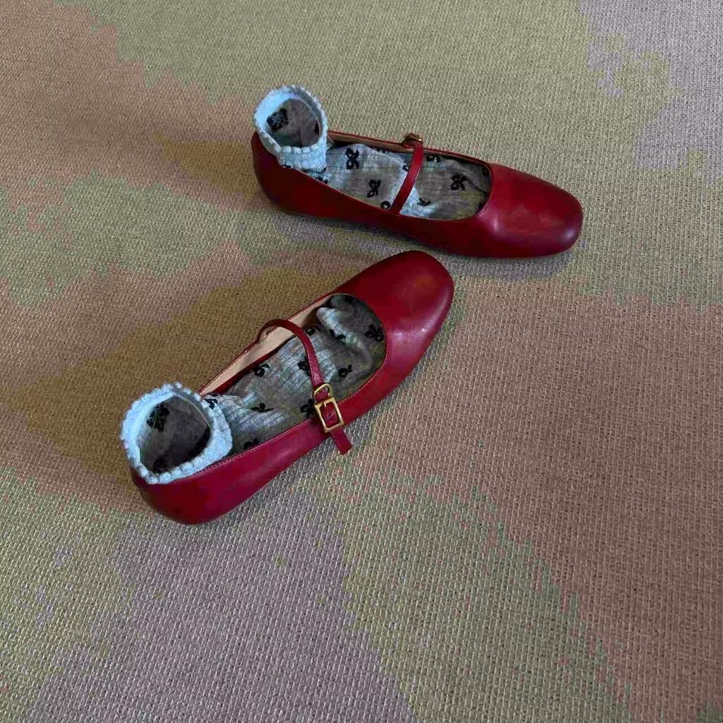 Blue Cabinet~ Korean-style Daughter Gold Retro Style Round Head One-word Buckle Red Ballet Mary Jane Shoes Commuter Flat Shoes